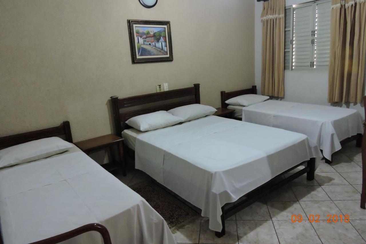Plaza Hotel מוקוקה מראה חיצוני תמונה