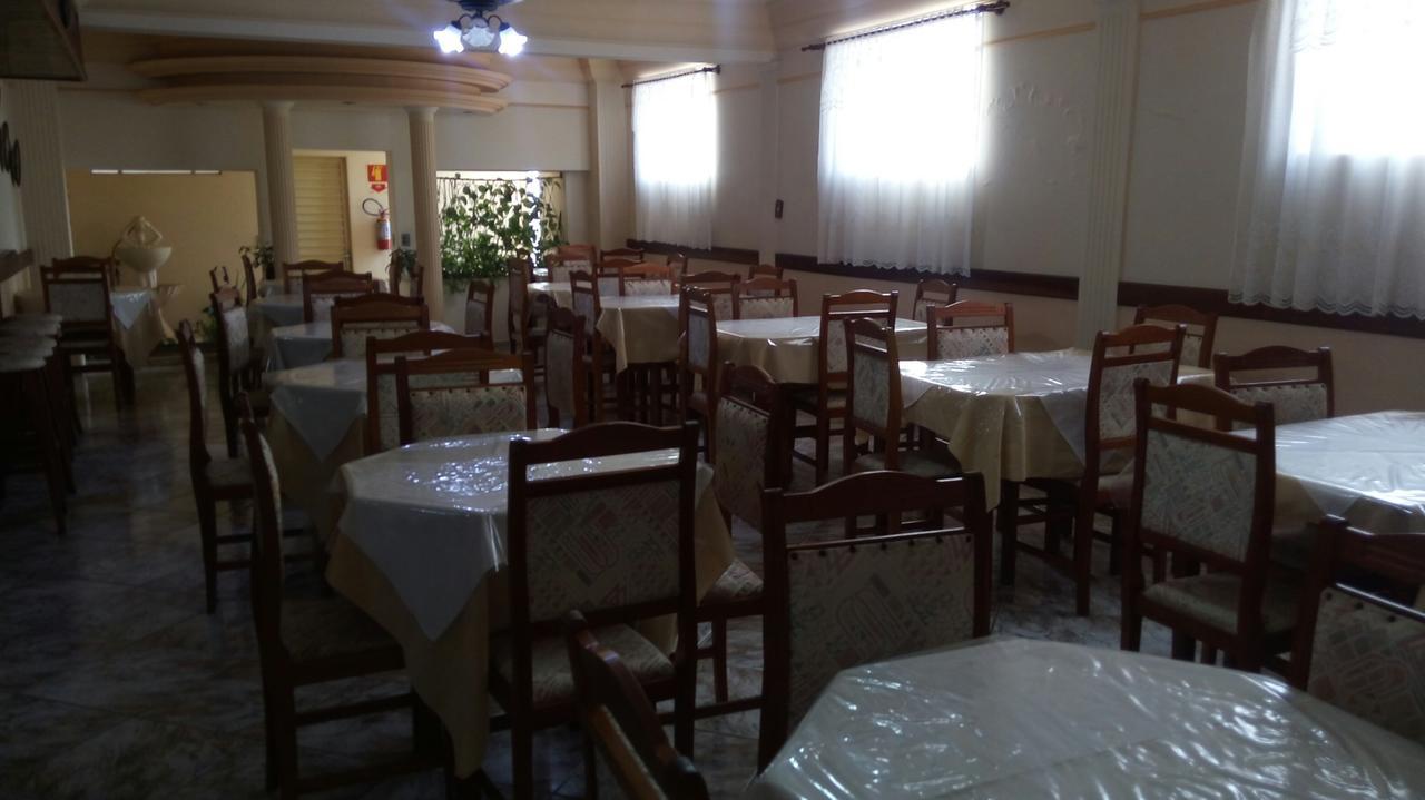Plaza Hotel מוקוקה מראה חיצוני תמונה