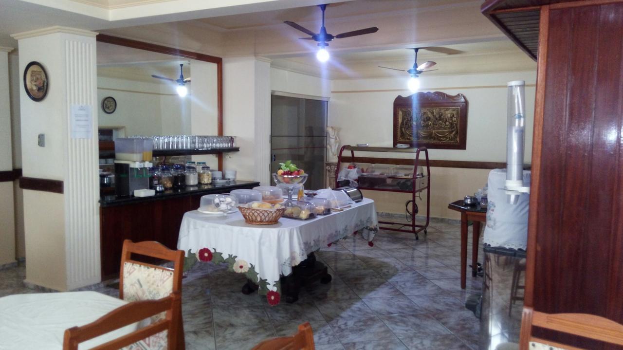 Plaza Hotel מוקוקה מראה חיצוני תמונה